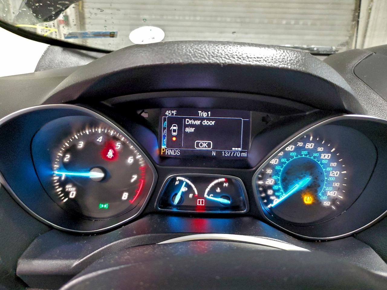 Ford Escape Titanium Image 9