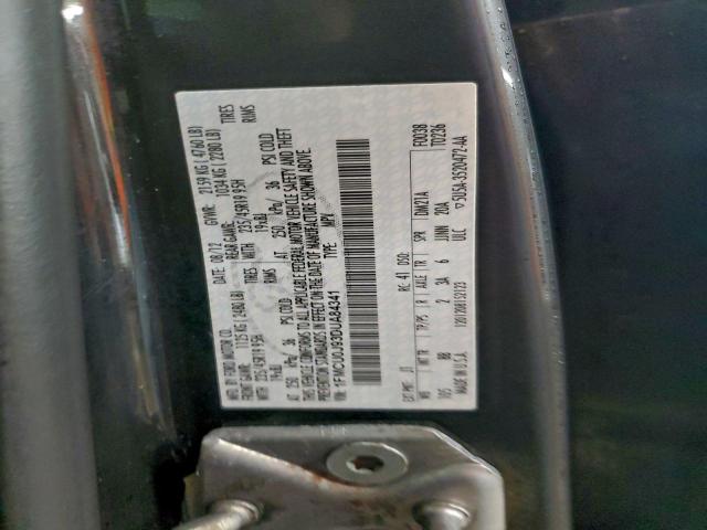 Ford Escape Titanium Image 12