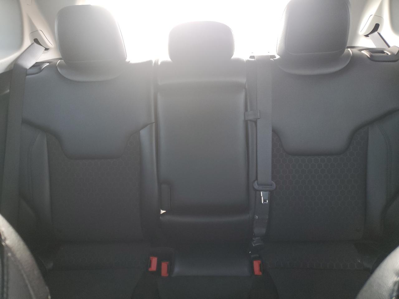 Jeep Compass Latitude Image 4