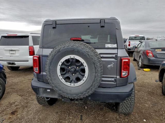 Ford Bronco Base Image 4