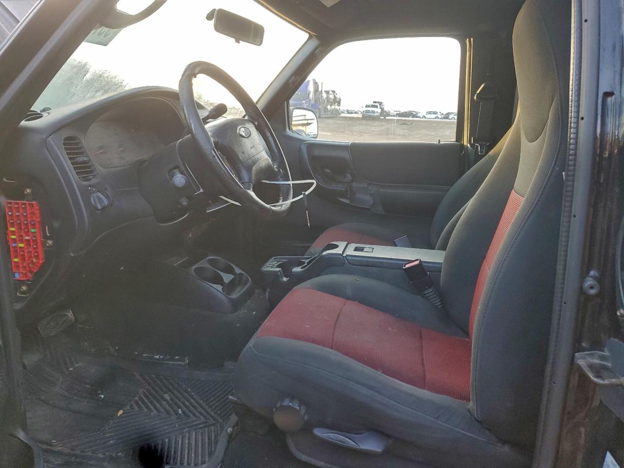 Ford Ranger Super Cab Image 10