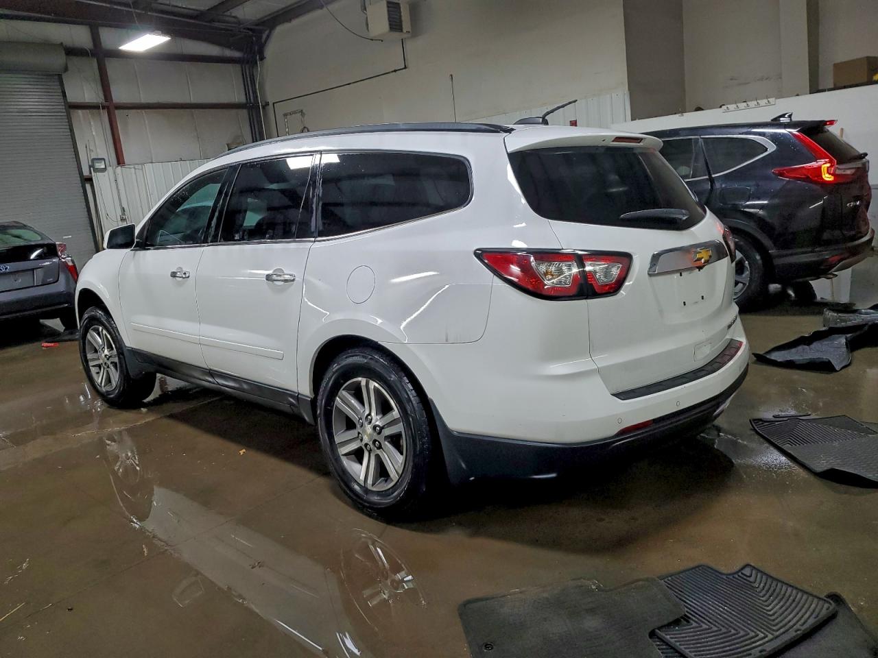 Chevrolet Traverse Lt Image 2