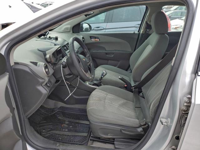 Chevrolet Sonic Lt Image 6