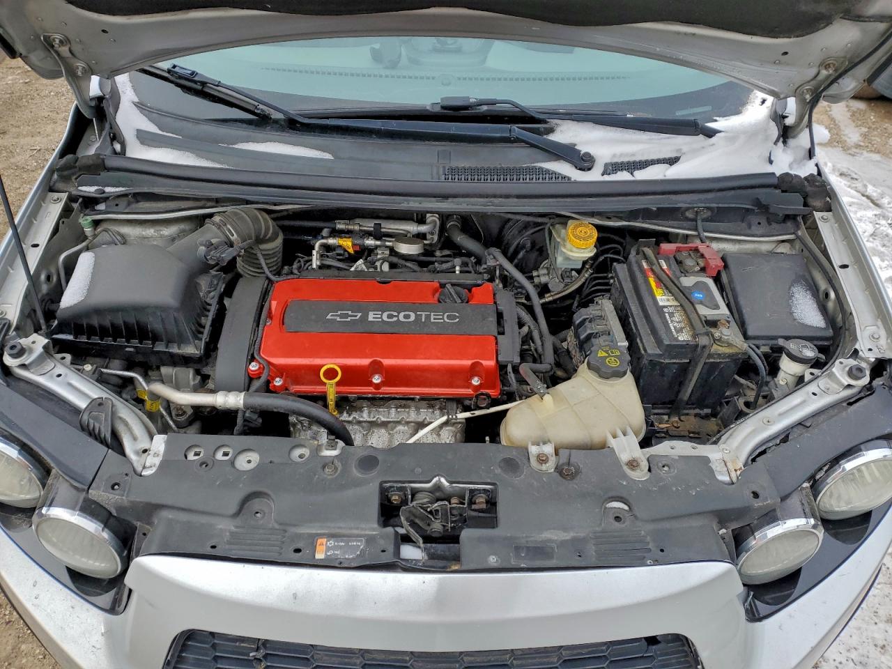 Chevrolet Sonic Lt Image 11