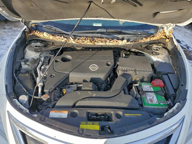 Nissan Altima 2.5 Image 7