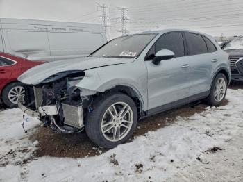  Salvage Porsche Cayenne