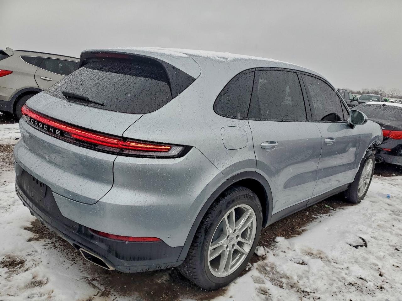 Porsche Cayenne Image 13