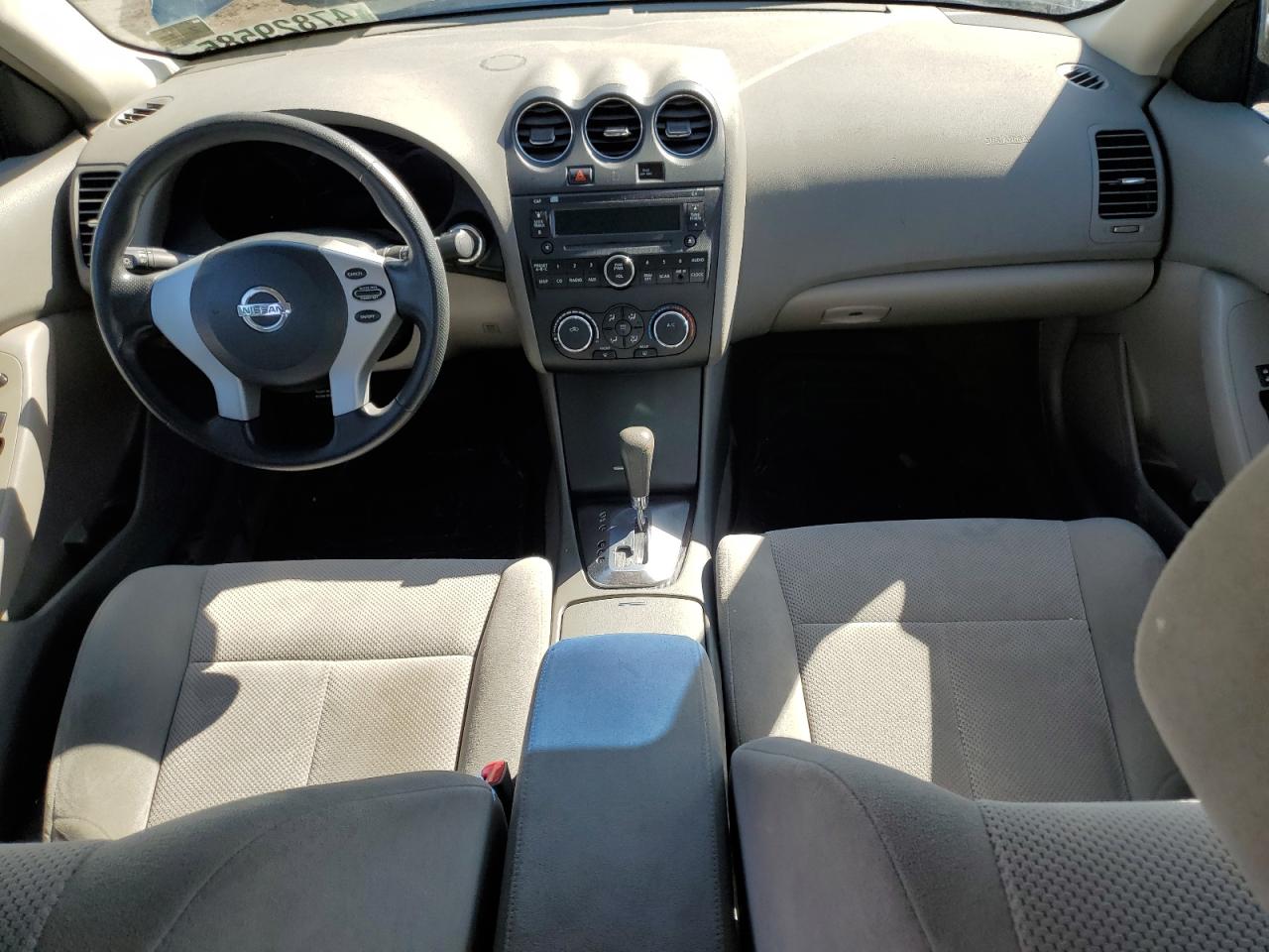 Nissan Altima 2.5 Image 13