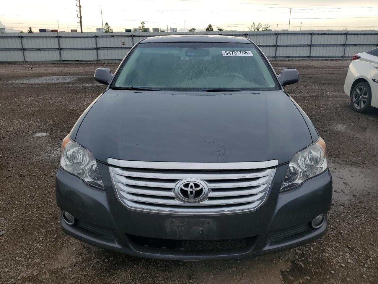 Toyota Avalon Xl Image 6