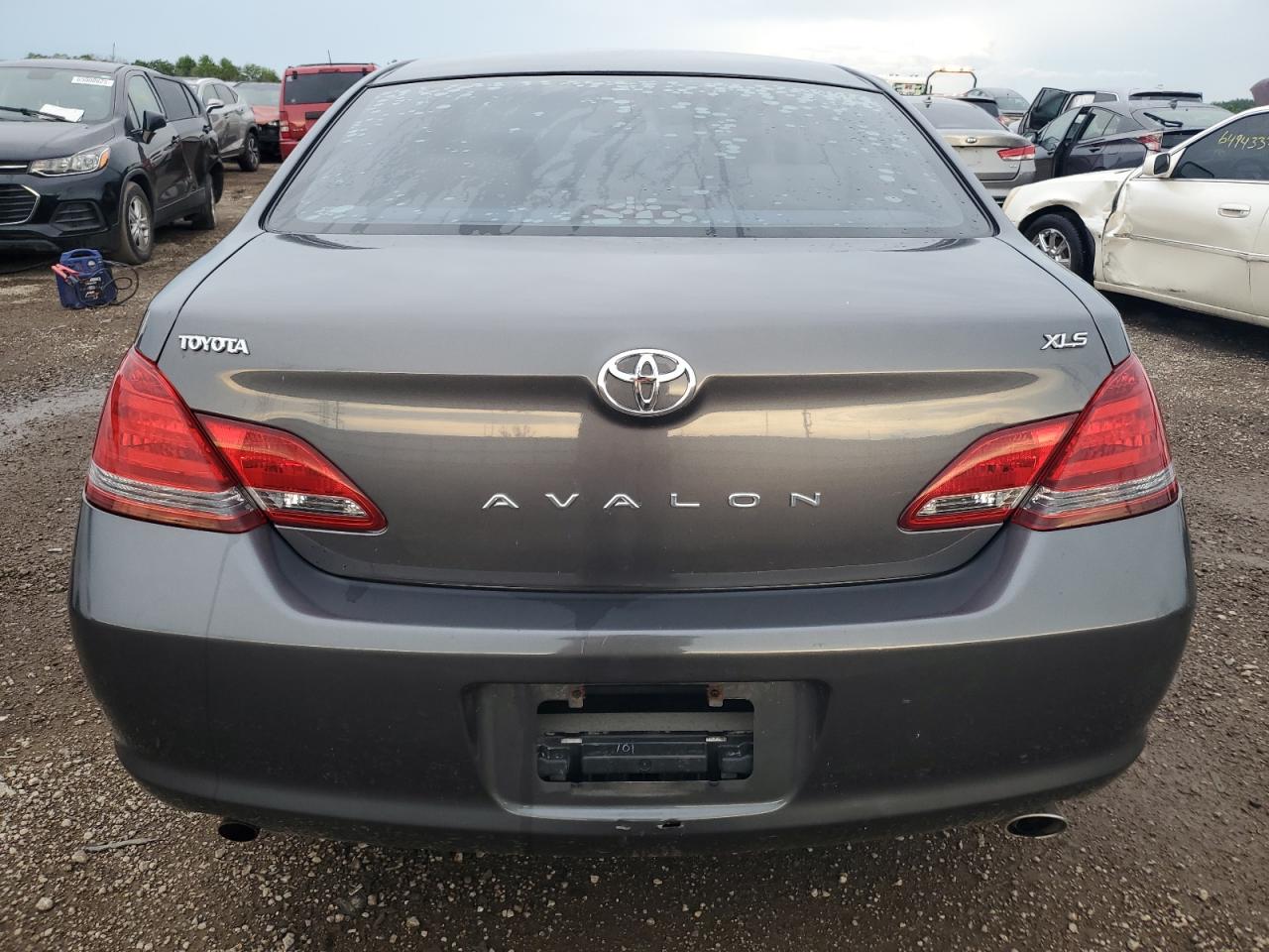Toyota Avalon Xl Image 7