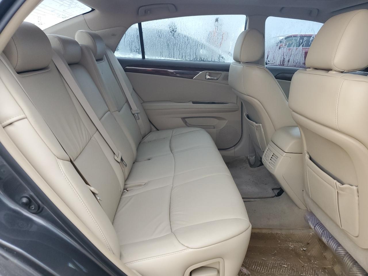 Toyota Avalon Xl Image 8