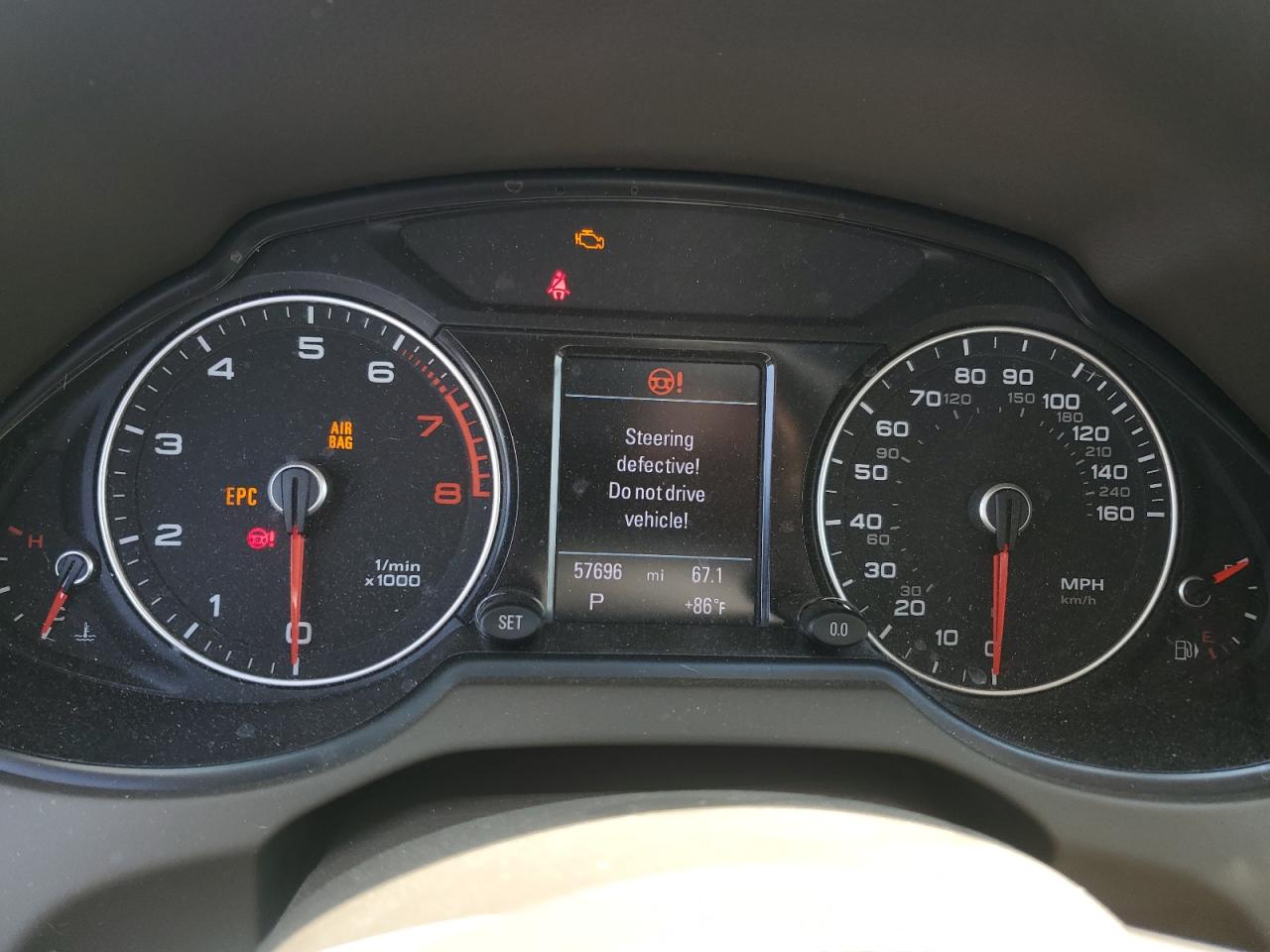 Audi Q5 Premium Plus Image 2