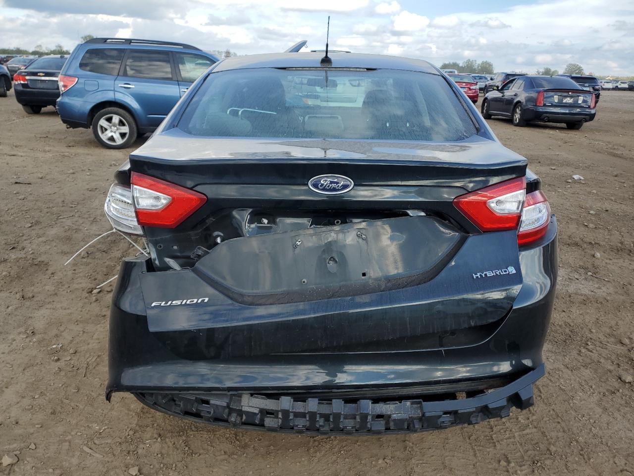 Ford Fusion S Hybrid Image 6