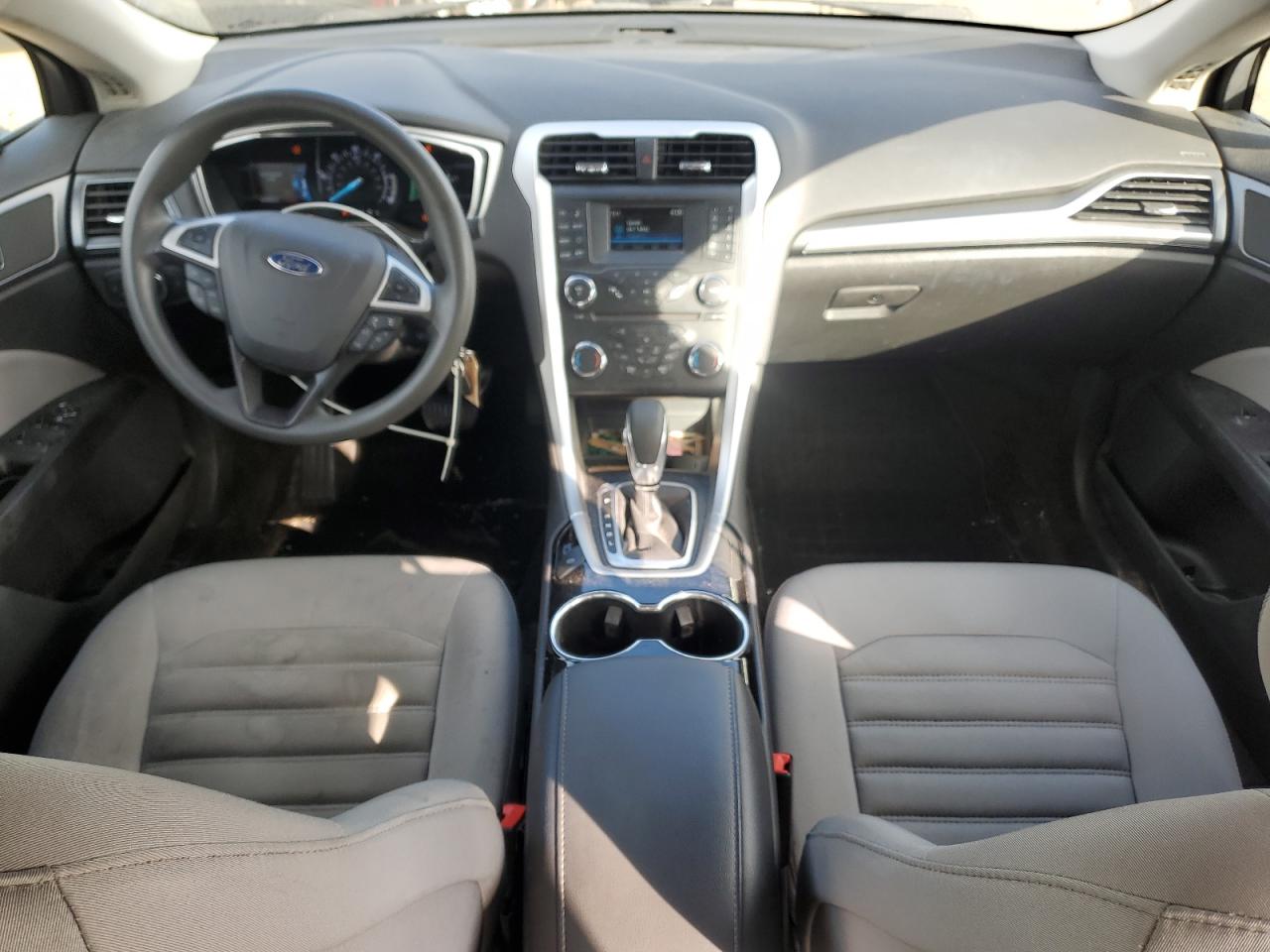 Ford Fusion S Hybrid Image 8