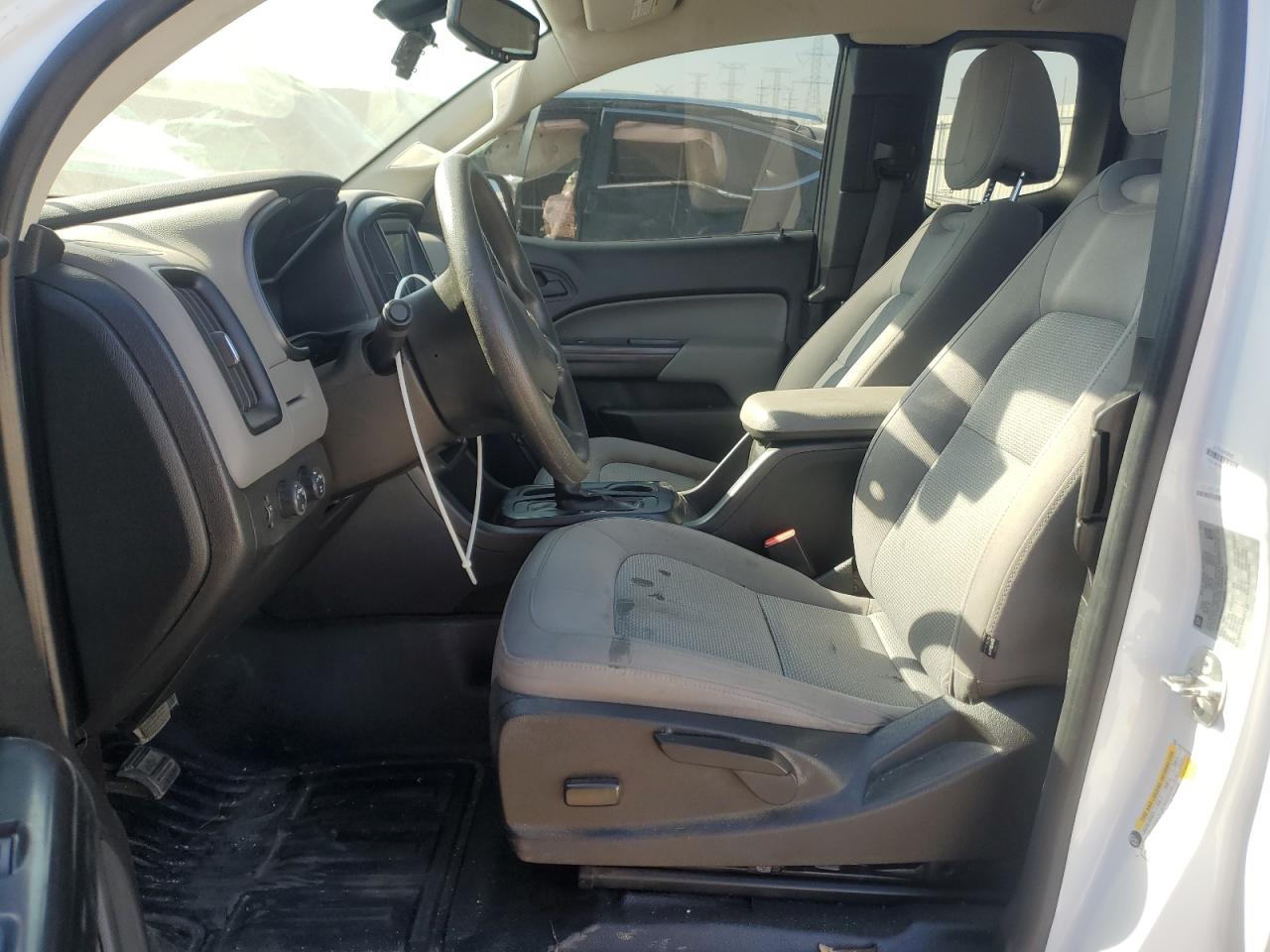 Chevrolet Colorado Image 12