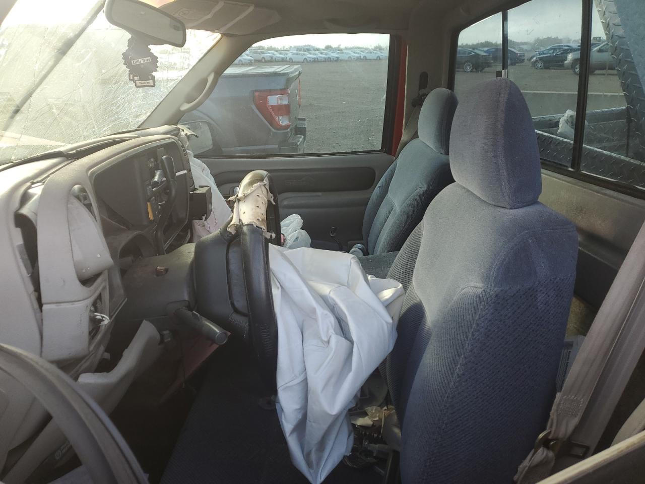 GMC Sierra K1500 Image 4