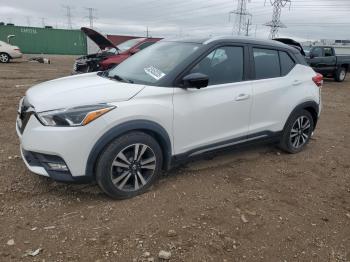  Salvage Nissan Kicks