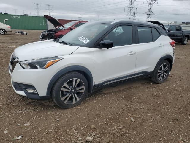  Salvage Nissan Kicks