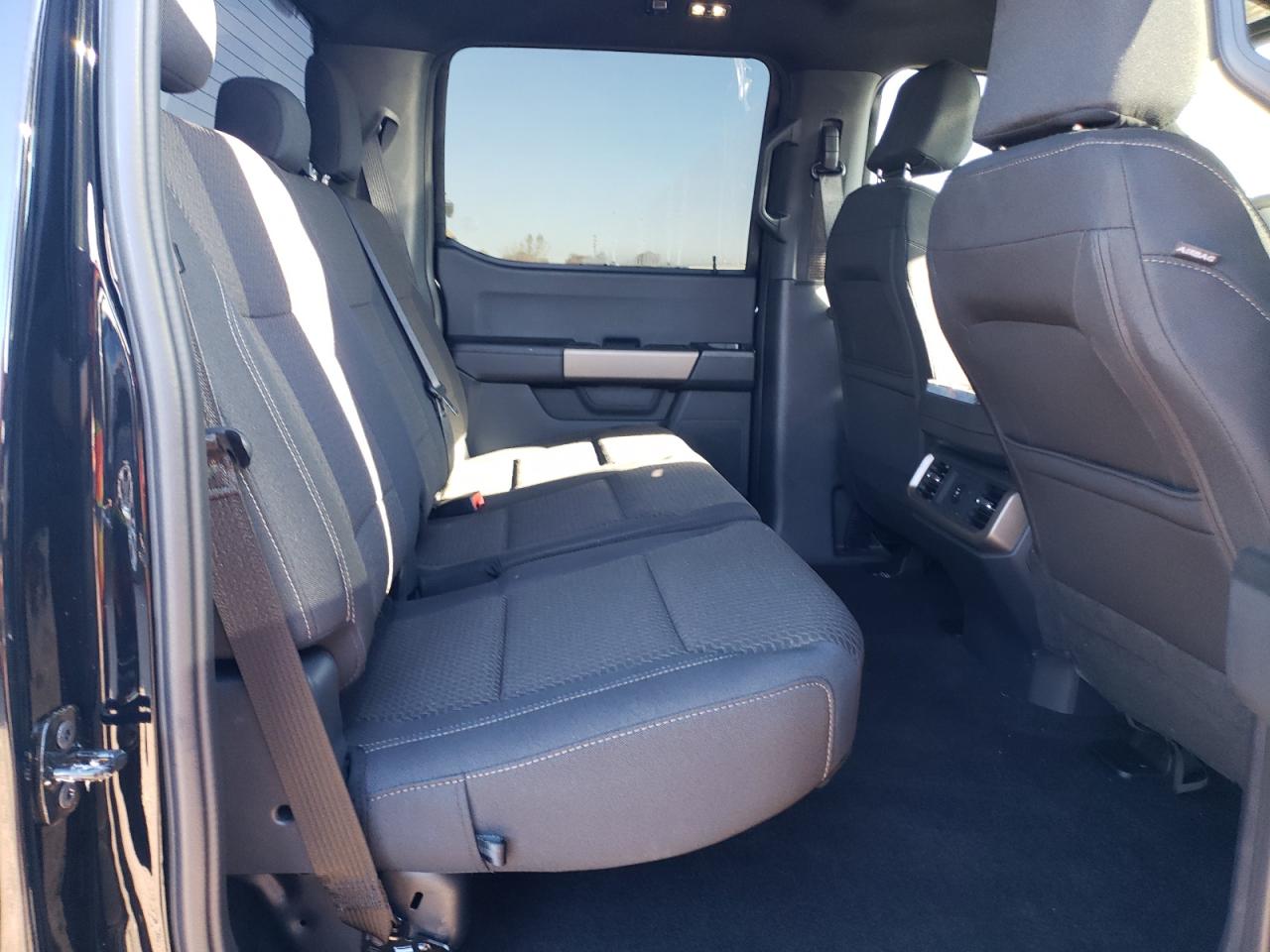 Ford F-150 Stx Image 12