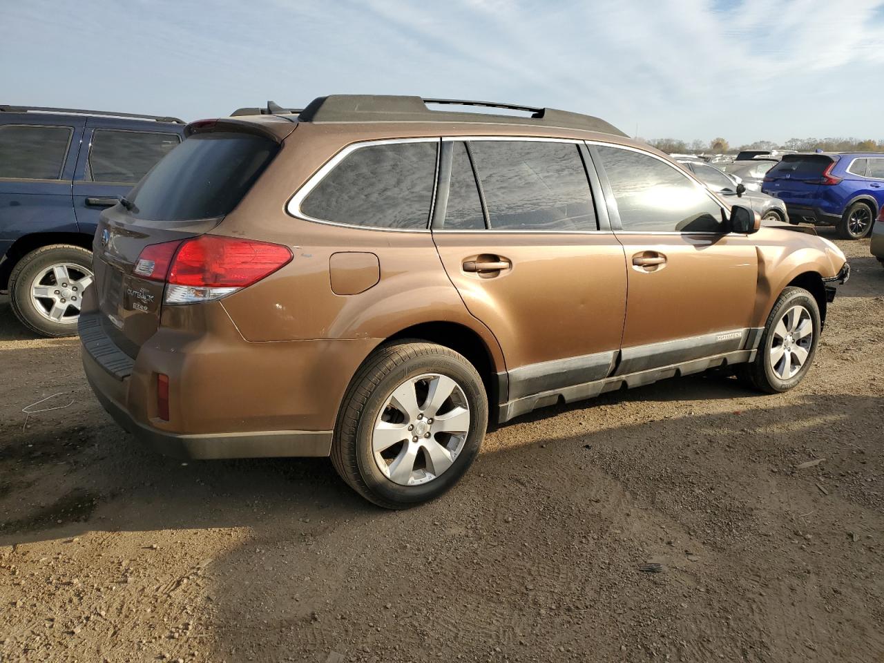 Subaru Outback 2.5i Limited Image 5
