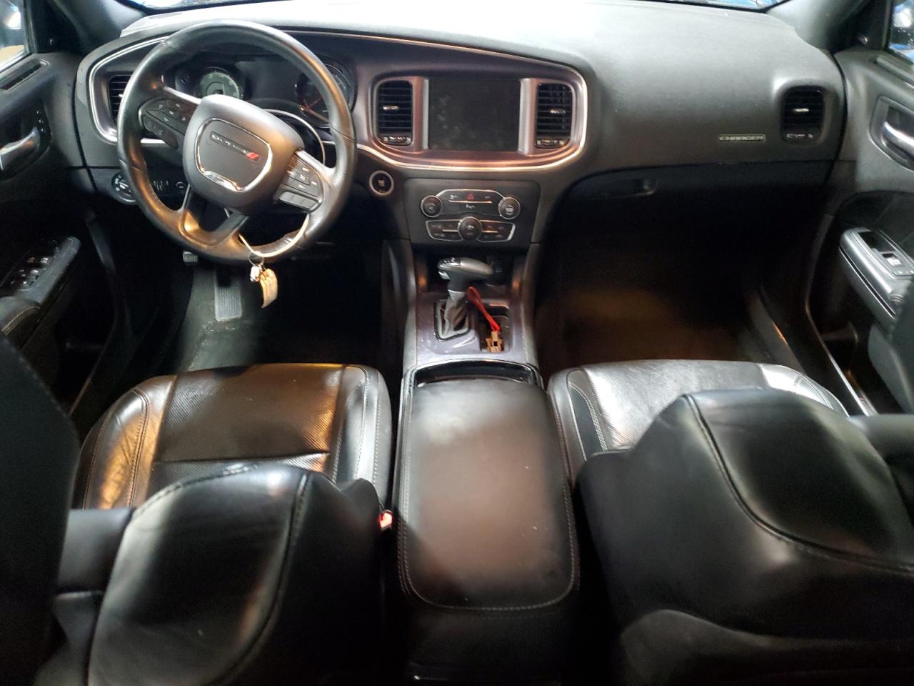 Dodge Charger Sxt Image 8