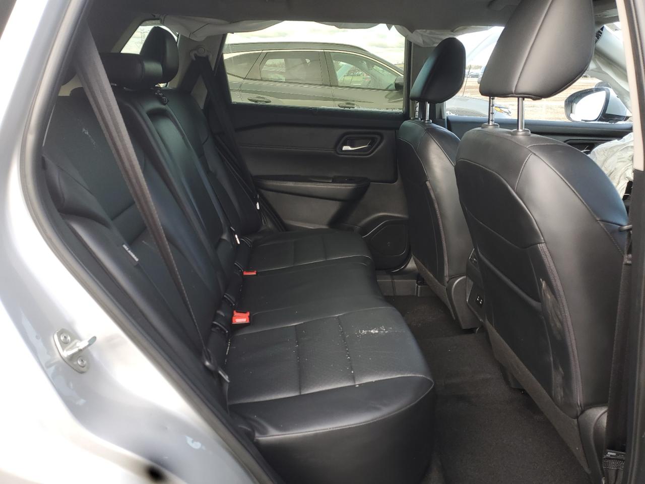 Nissan Rogue Sv Image 6