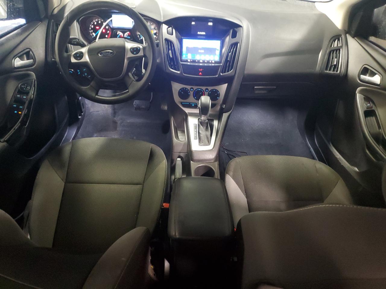 Ford Focus Se Image 6