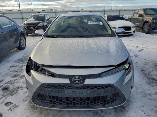 Toyota Corolla Le Image 7