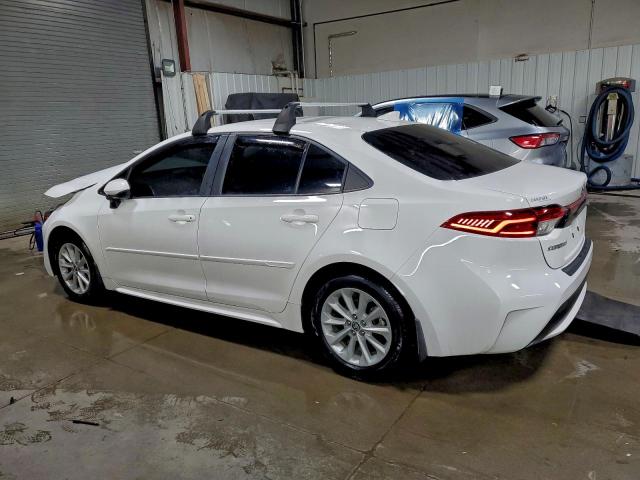 Toyota Corolla Le Image 2