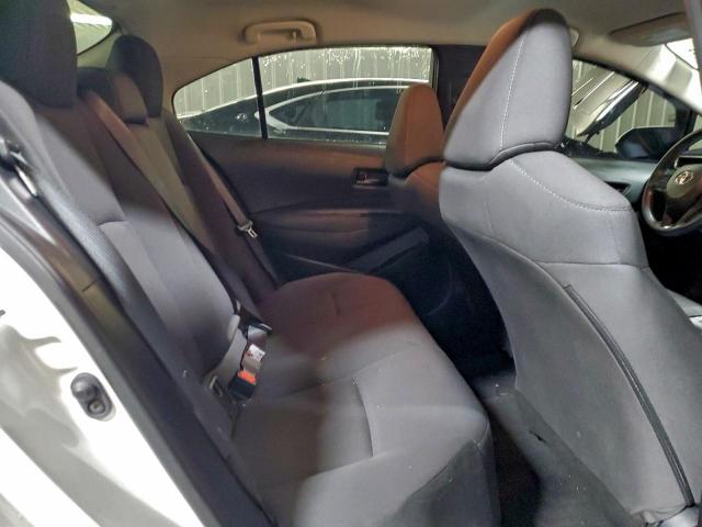 Toyota Corolla Le Image 12