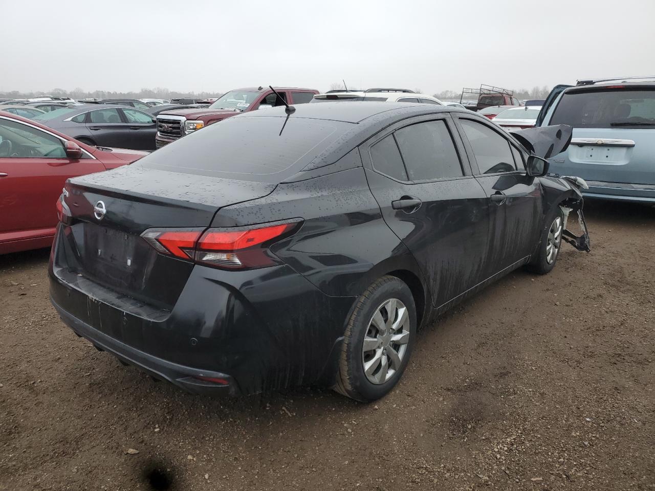 Nissan Versa S Image 3