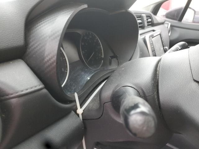 Nissan Versa S Image 6