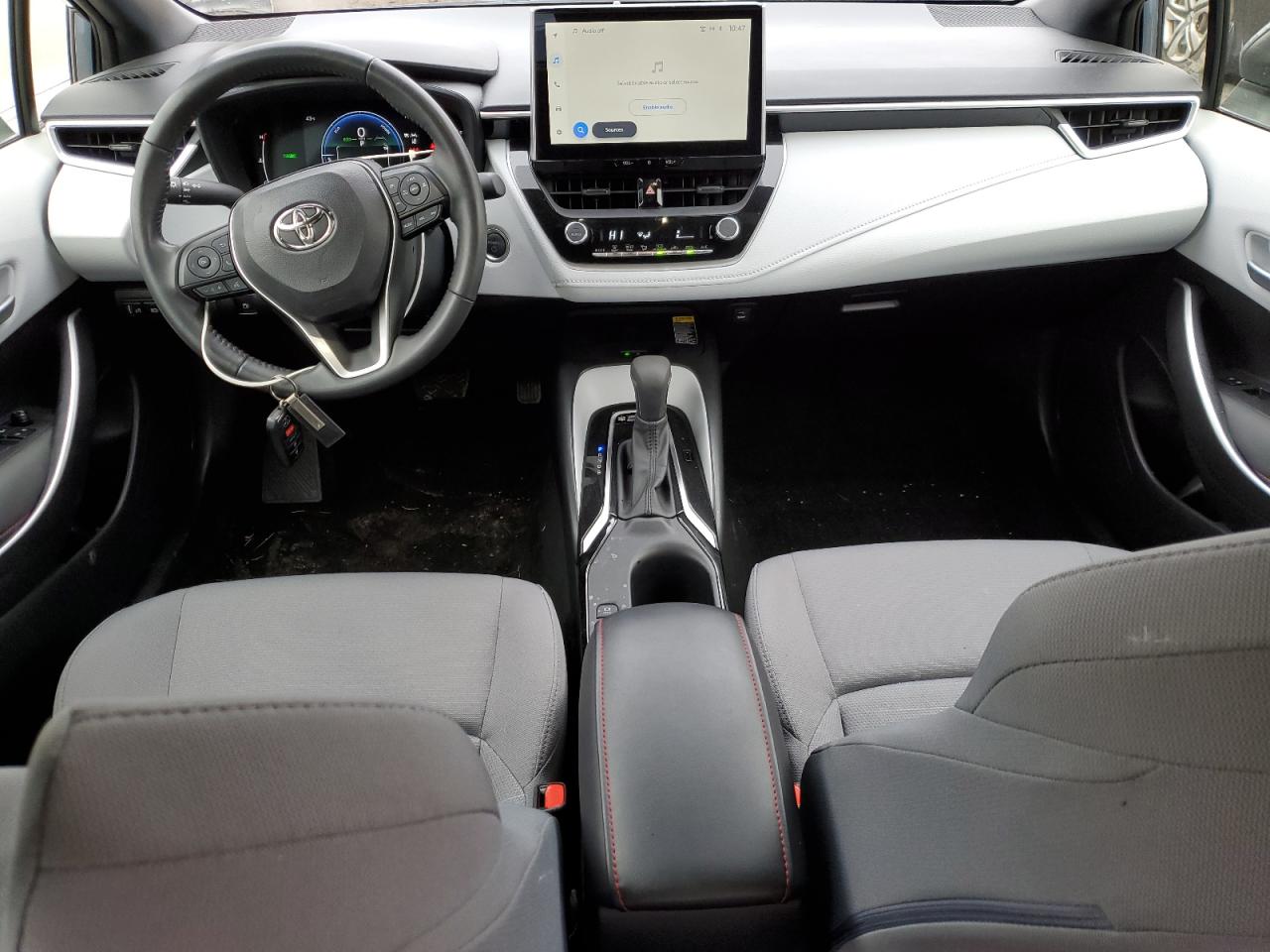 Toyota Corolla Le Image 4