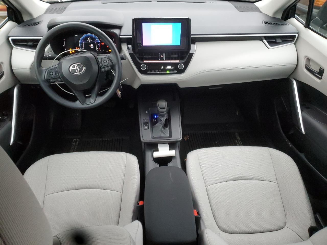 Toyota Corolla L Image 11