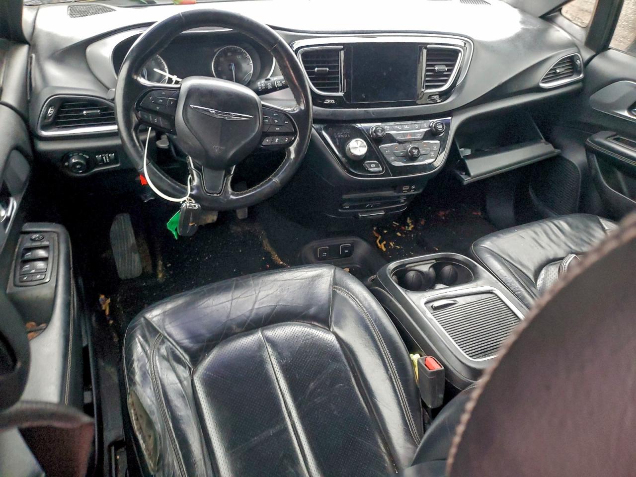Chrysler Pacifica Touring L Plus Image 7