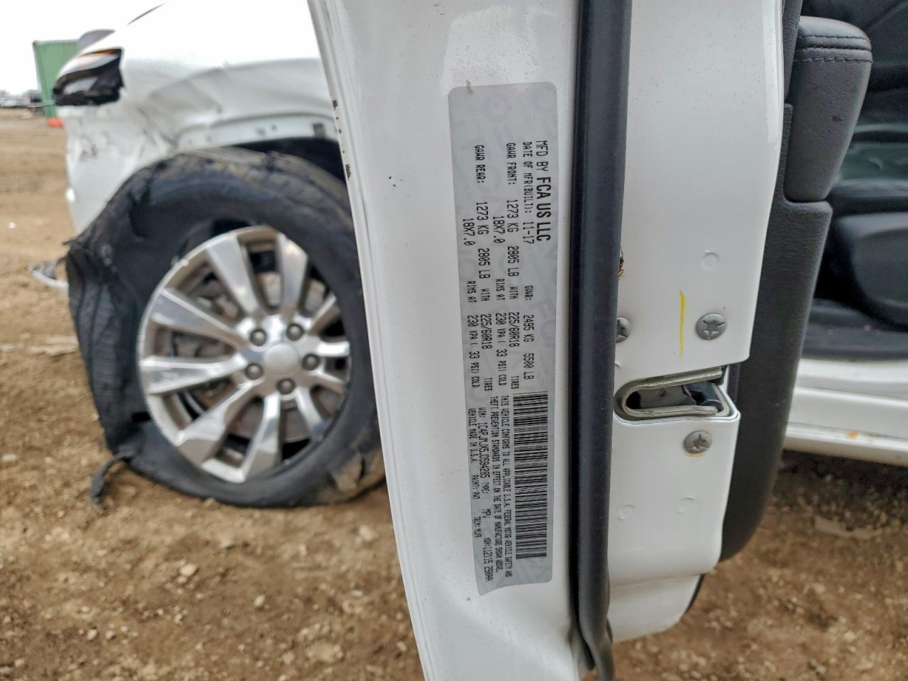 Jeep Cherokee Overland Image 11