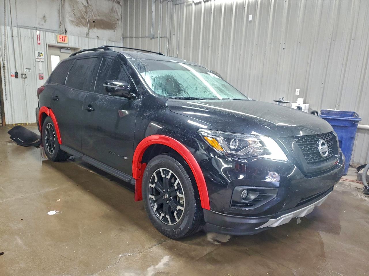 Nissan Pathfinder S Image 12