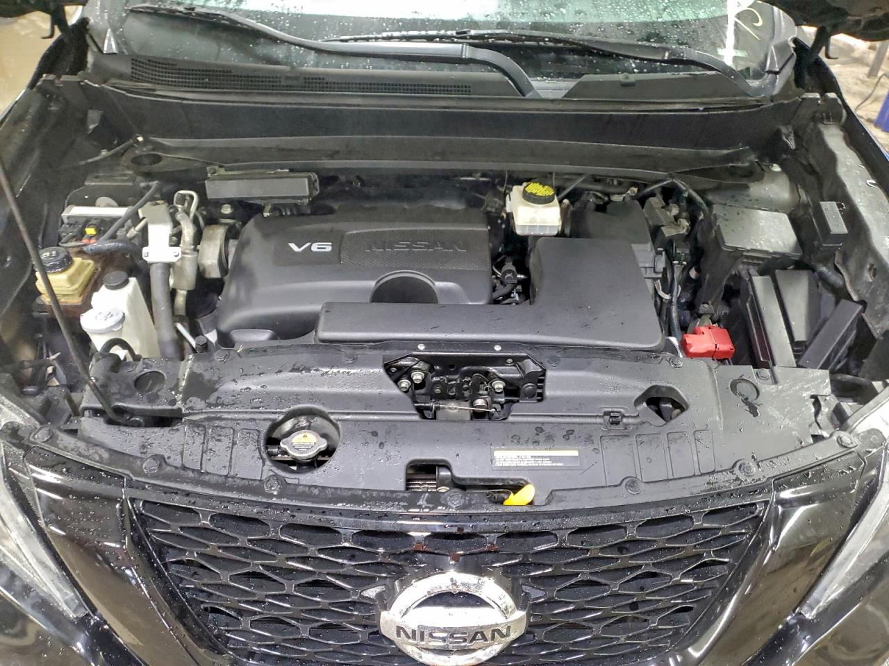 Nissan Pathfinder S Image 8
