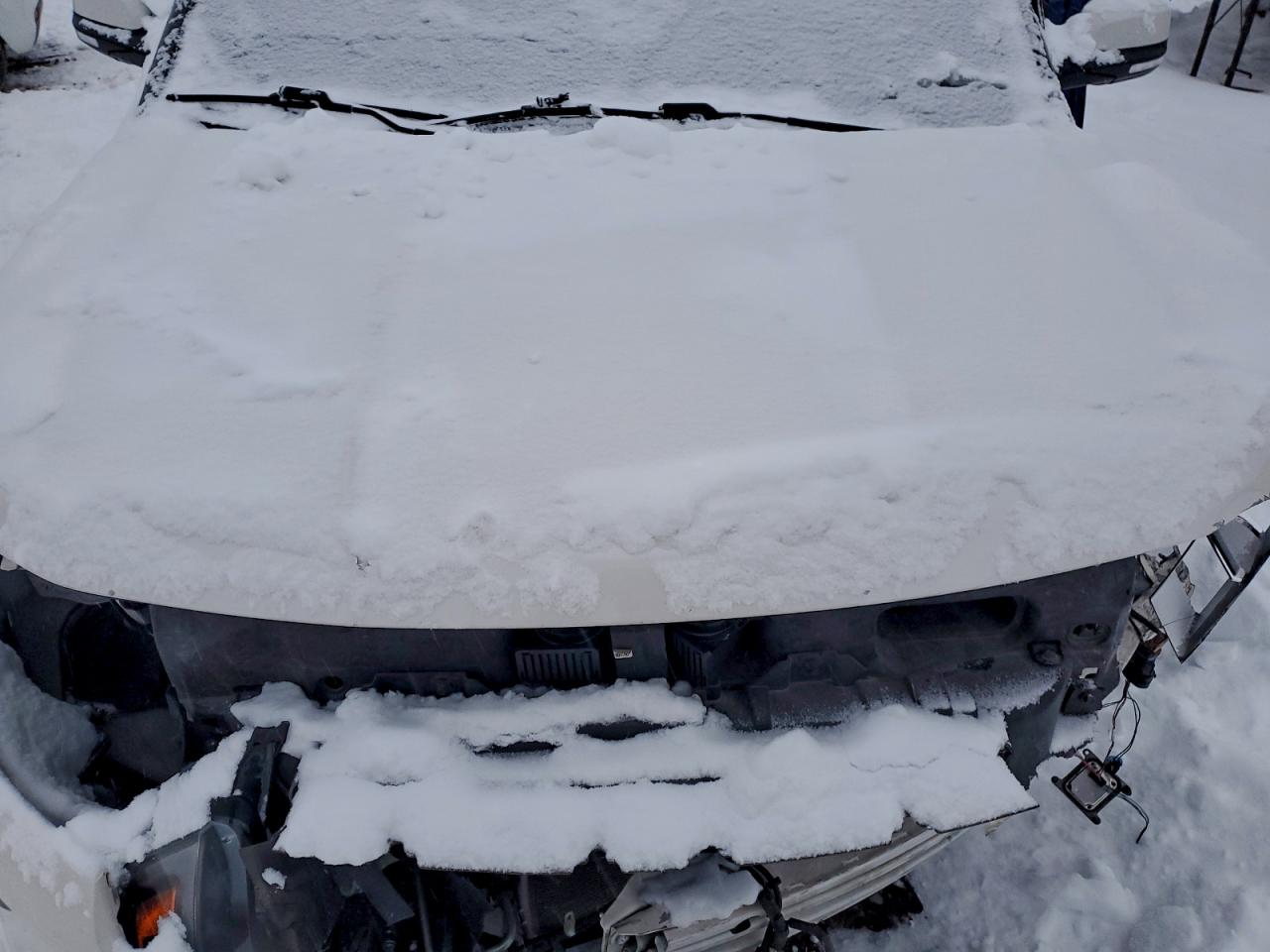 Ford Explorer Limited Image 13