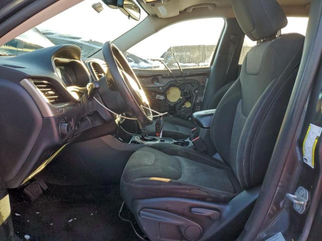 Jeep Grand Cherokee Sport Image 9