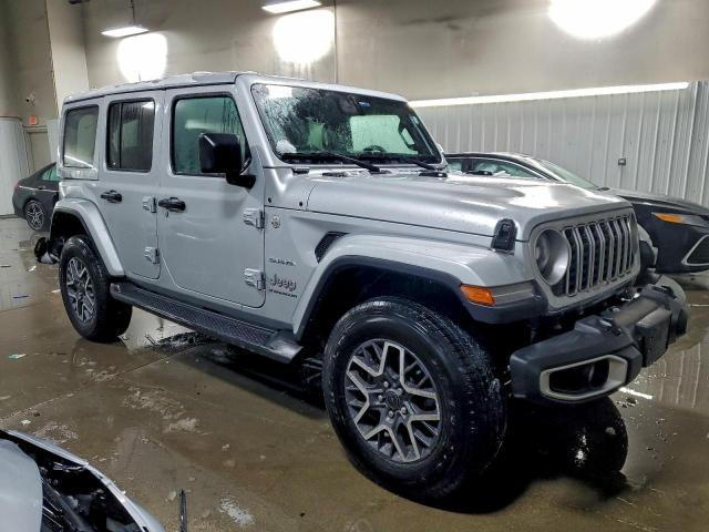 Jeep Wrangler Sahara Image 3