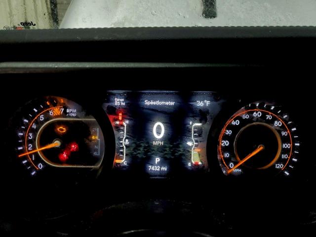 Jeep Wrangler Sahara Image 11