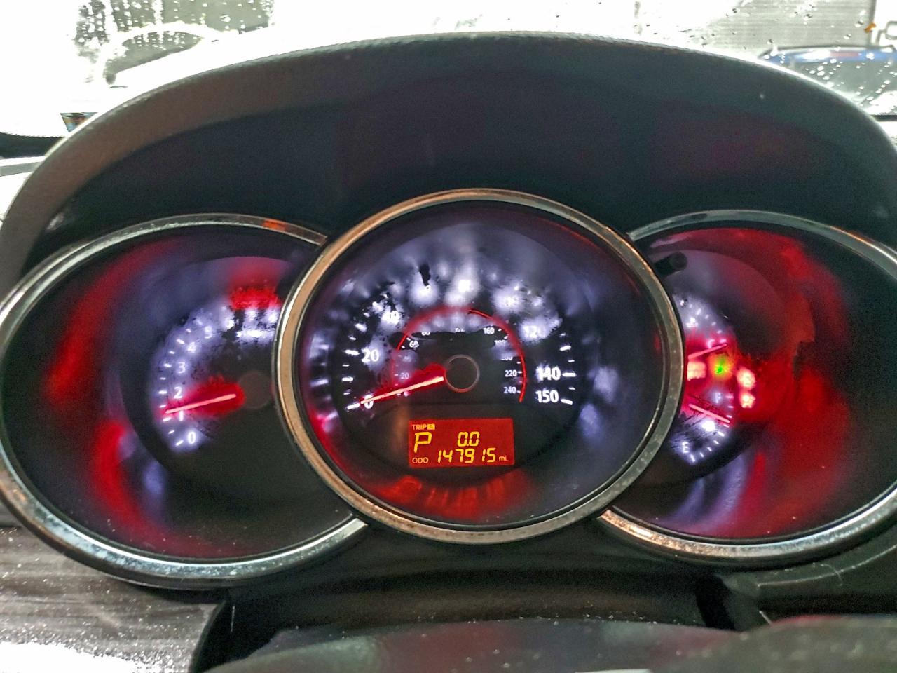 Kia Sorento Base Image 4