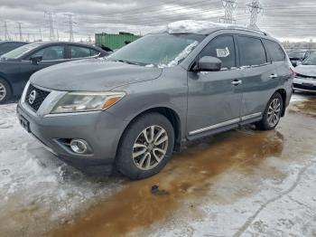  Salvage Nissan Pathfinder