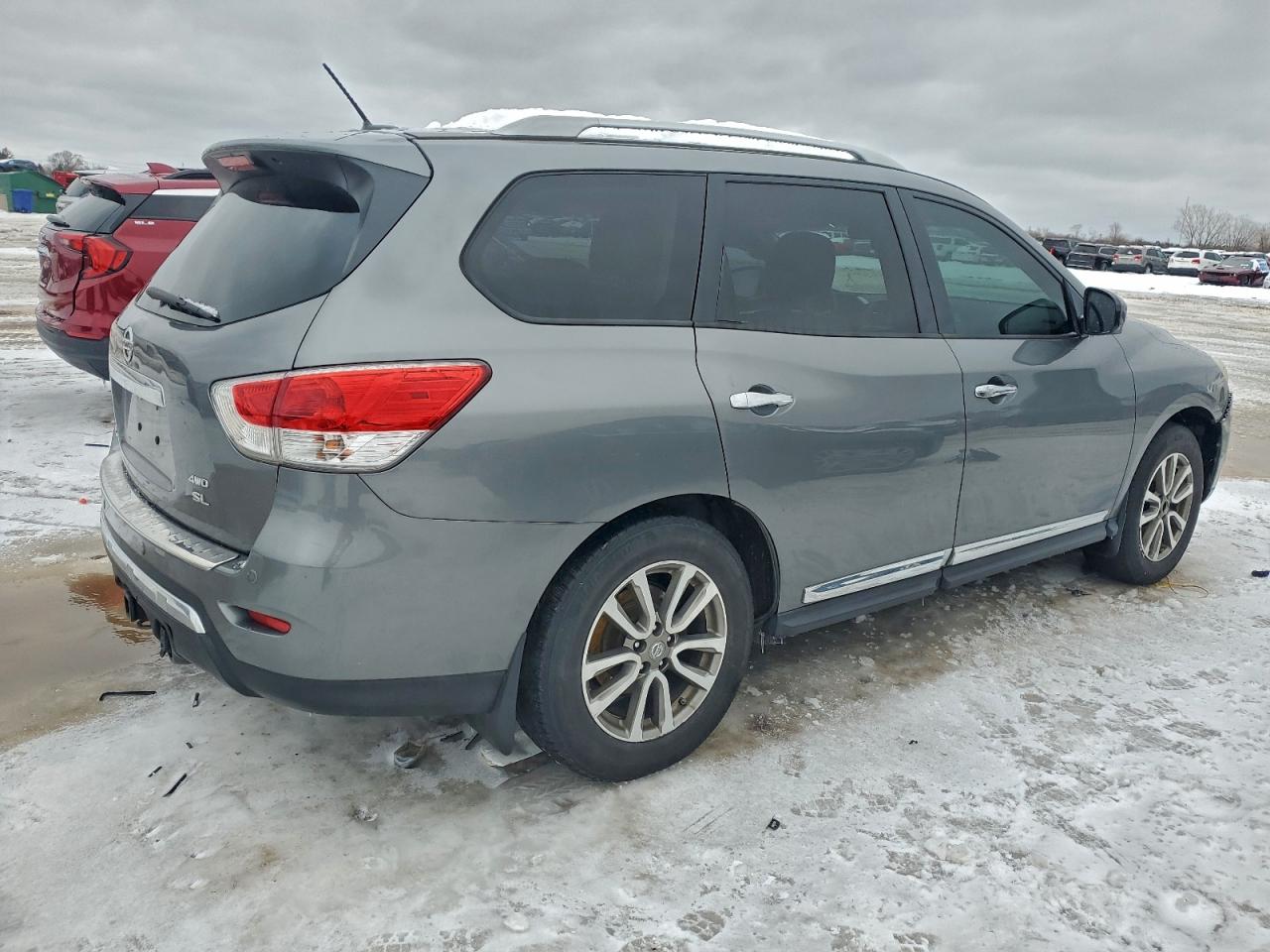 Nissan Pathfinder S Image 7