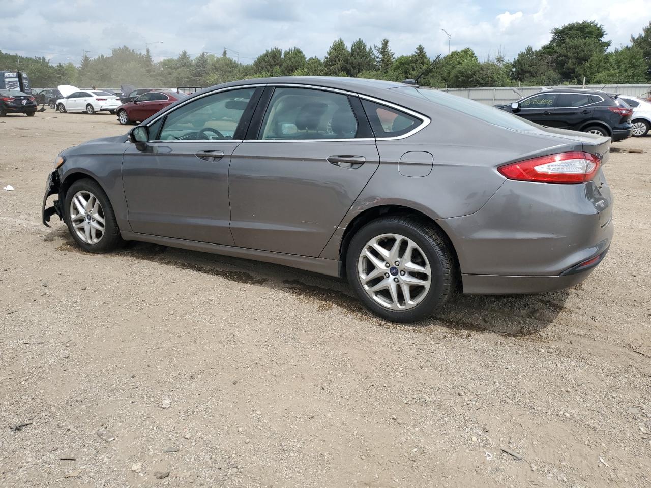 Ford Fusion Se Image 2