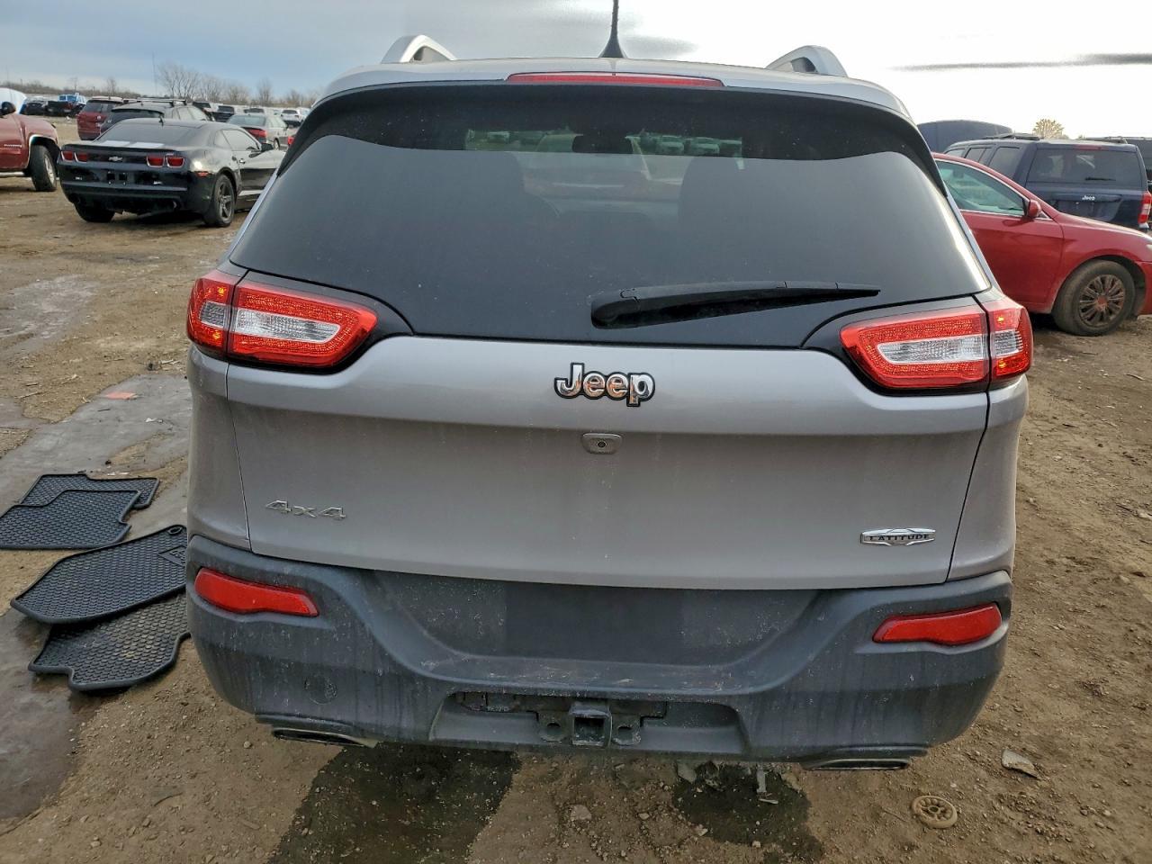 Jeep Grand Cherokee Latitude Image 4