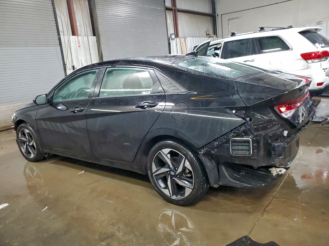 Hyundai ELANTRA Sel Image 9