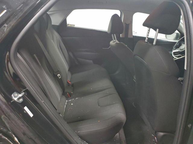 Hyundai ELANTRA Sel Image 2