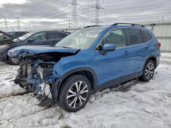  Salvage Subaru Forester